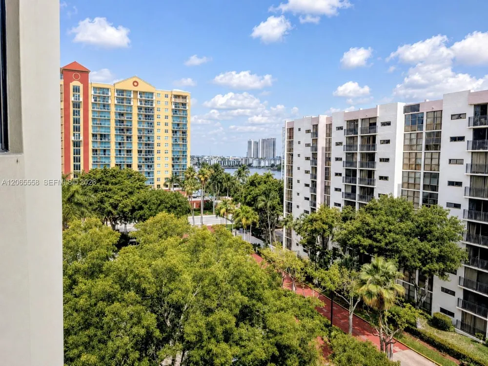 17011 Bay Rd #801 Sunny Isles Beach, FL 33160