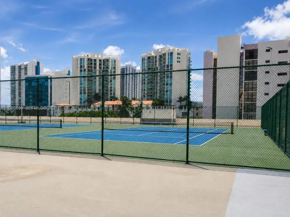 17011 Bay Rd #801 Sunny Isles Beach, FL 33160