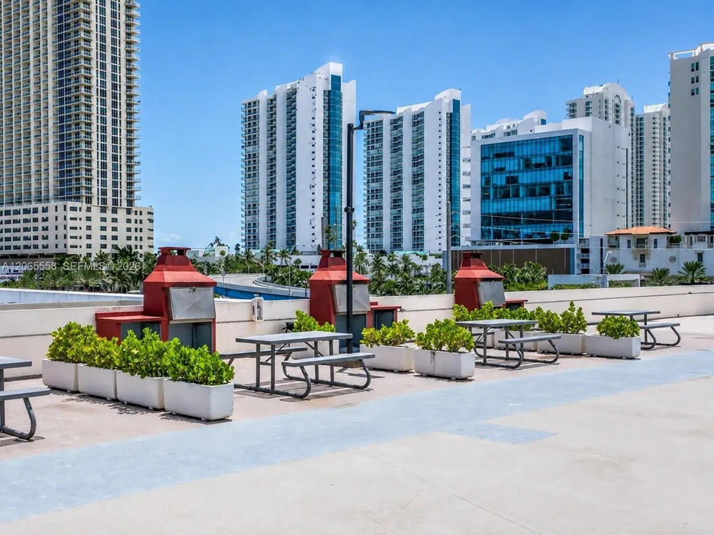 17011 Bay Rd #801 Sunny Isles Beach, FL 33160