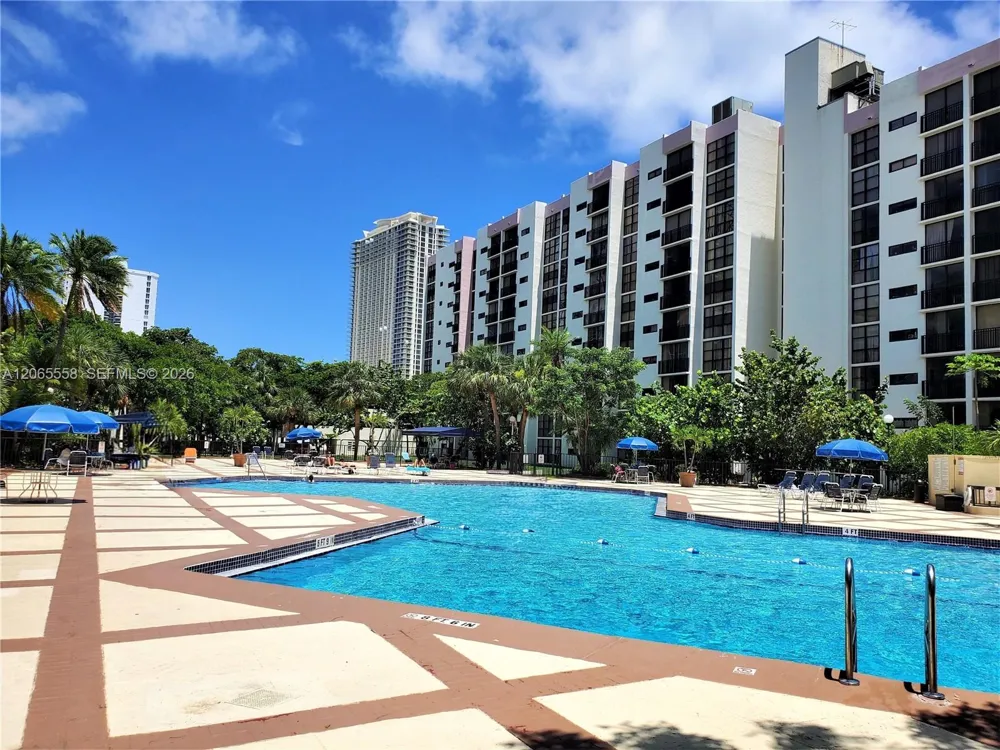17011 Bay Rd #801 Sunny Isles Beach, FL 33160