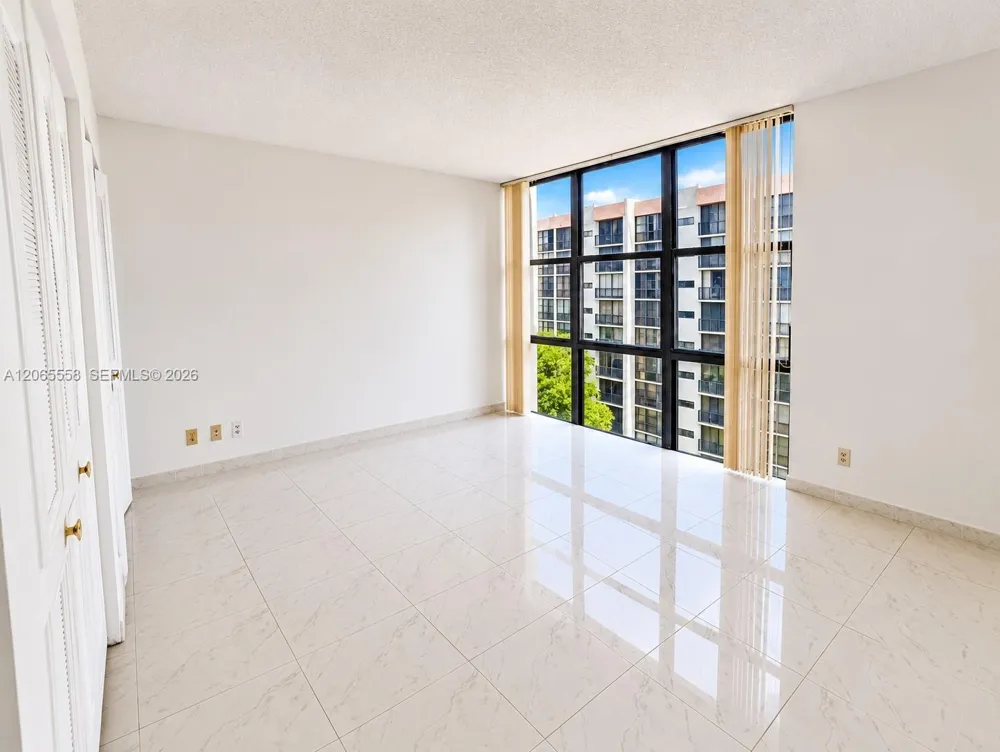 17011 Bay Rd #801 Sunny Isles Beach, FL 33160