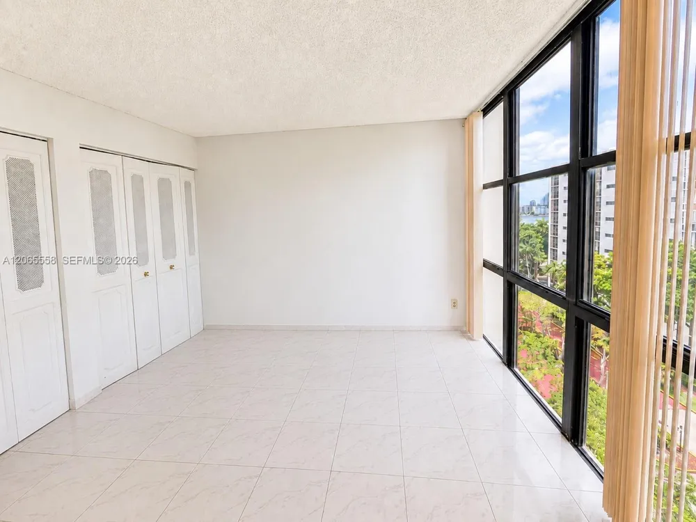 17011 Bay Rd #801 Sunny Isles Beach, FL 33160