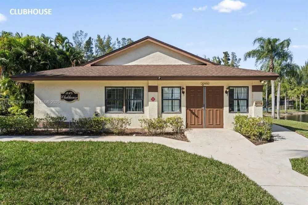 20929 BOCA RIDGE DRIVE W Boca Raton, FL 33428
