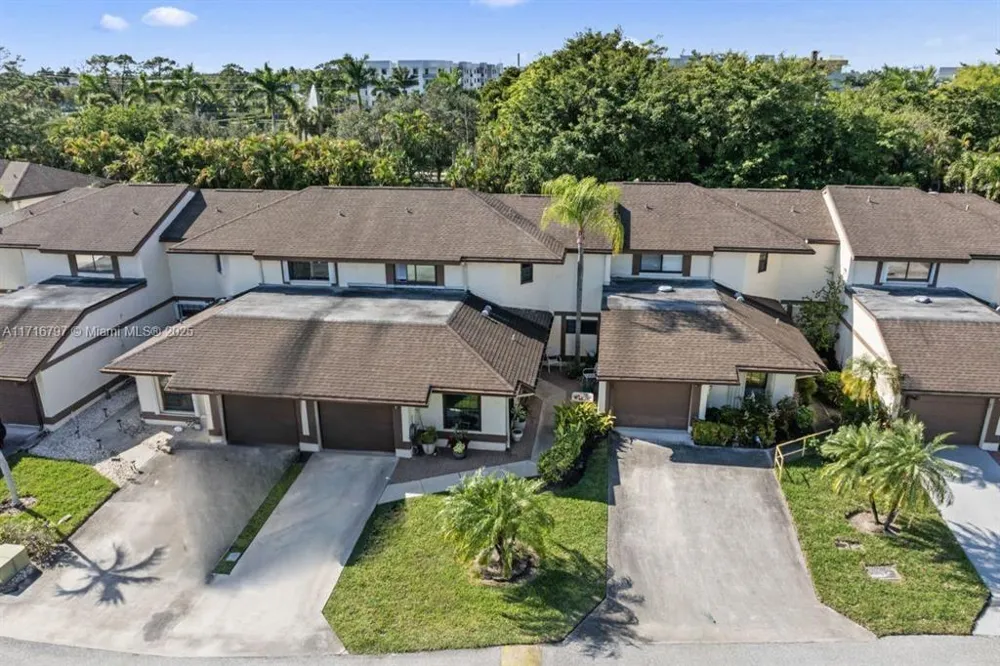 20929 BOCA RIDGE DRIVE W Boca Raton, FL 33428