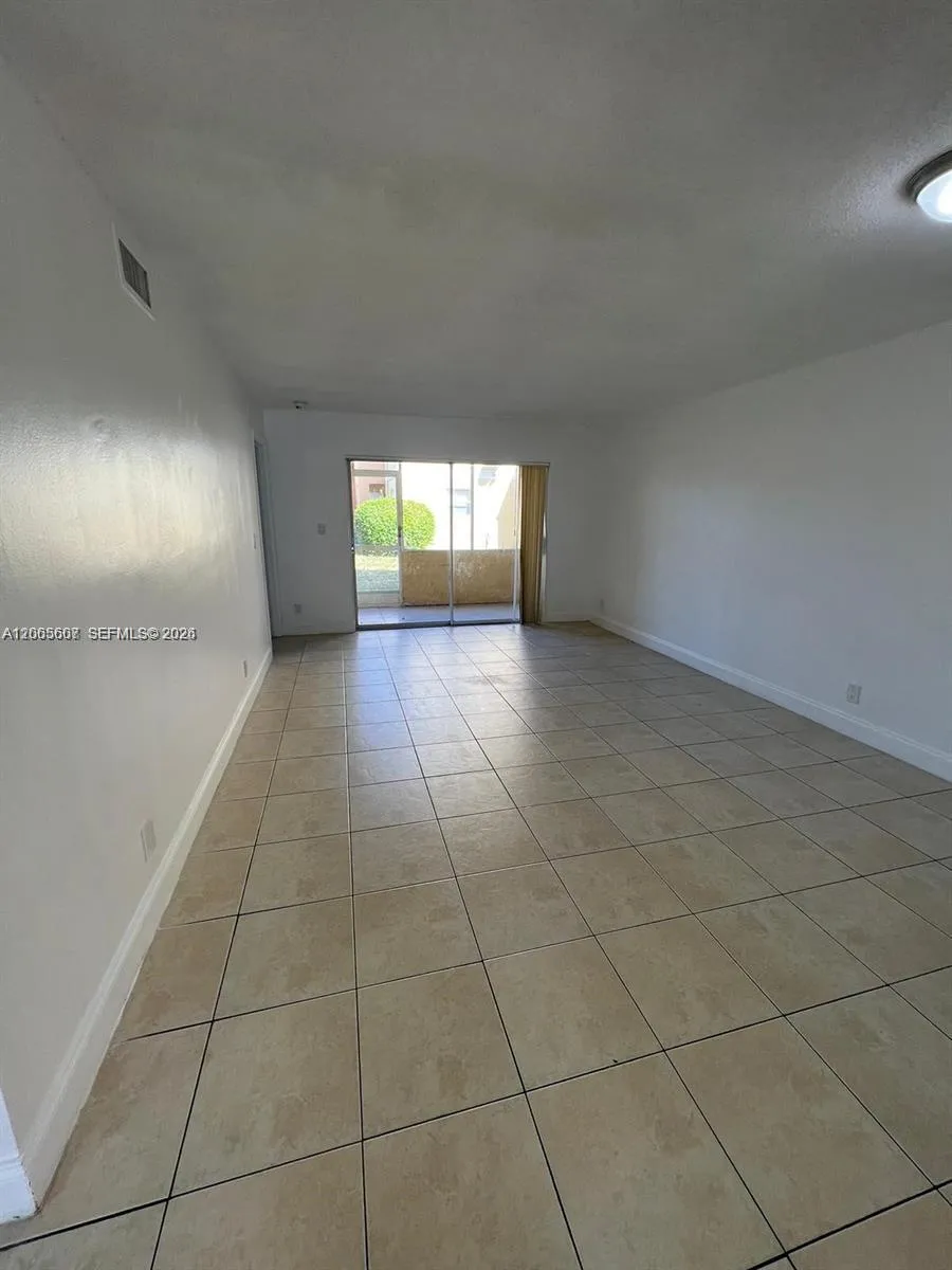 2421 NW 56th Ave #2-103 Lauderhill, FL 33313