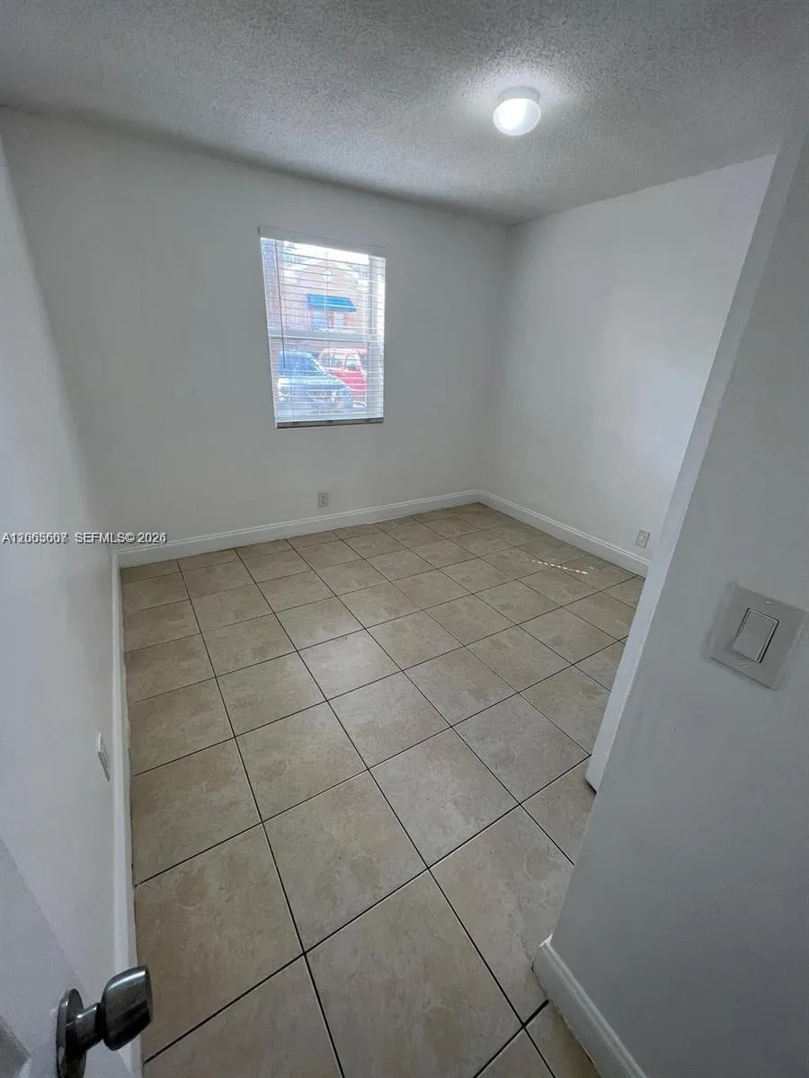 2421 NW 56th Ave #2-103 Lauderhill, FL 33313