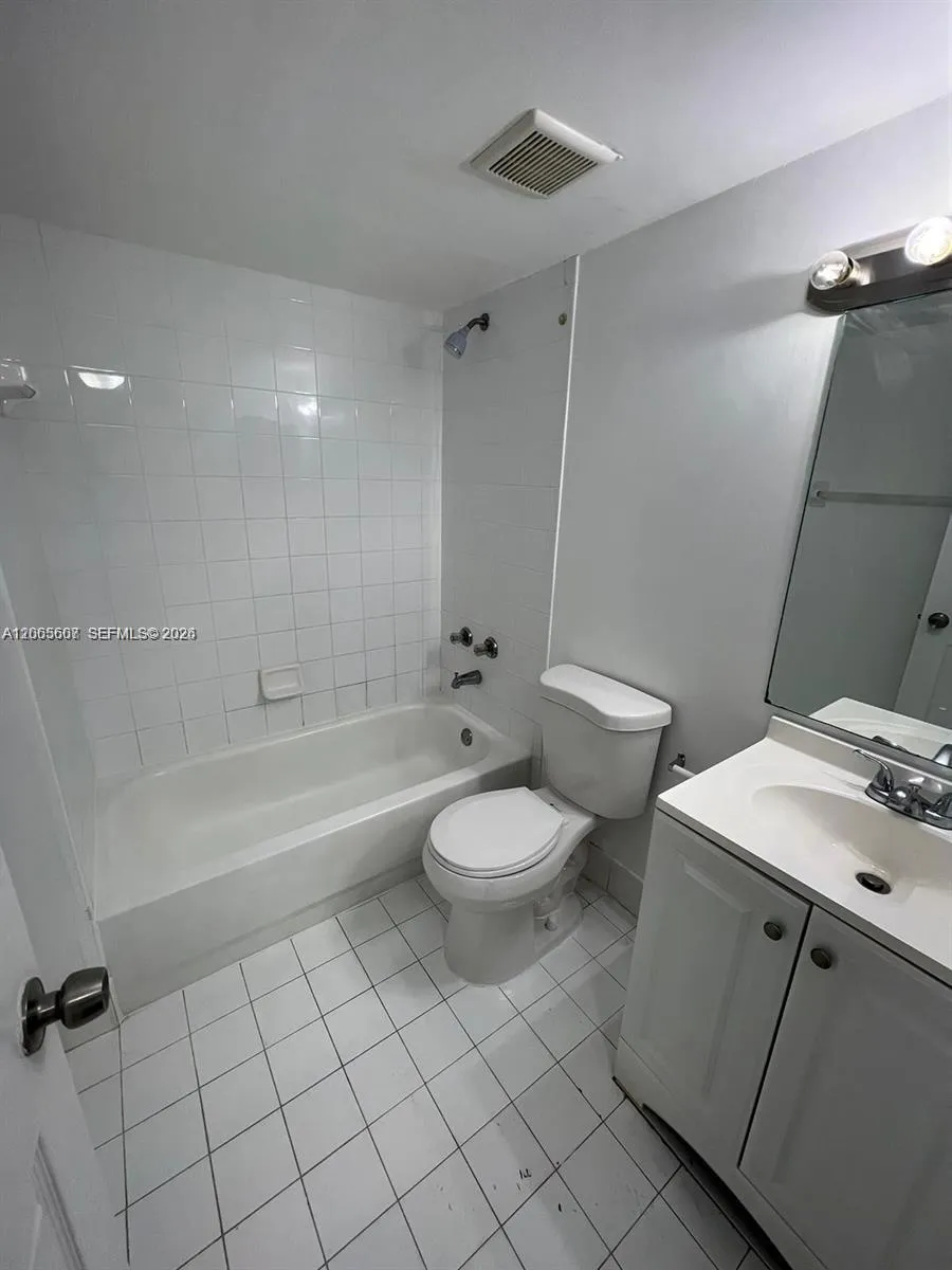 2421 NW 56th Ave #2-103 Lauderhill, FL 33313