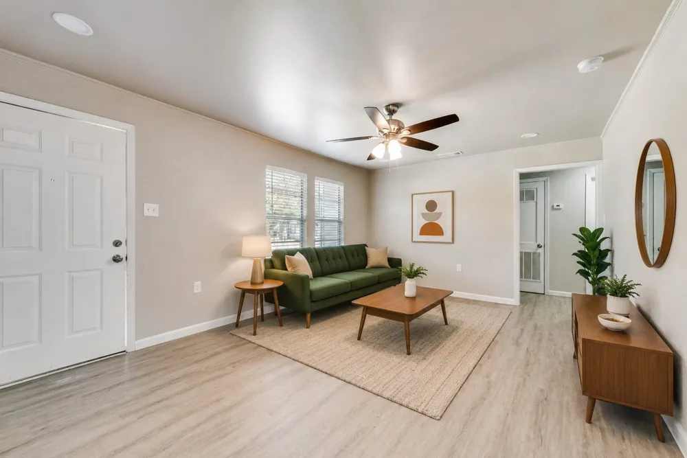 1318 Raines Street Arlington, TX 76010