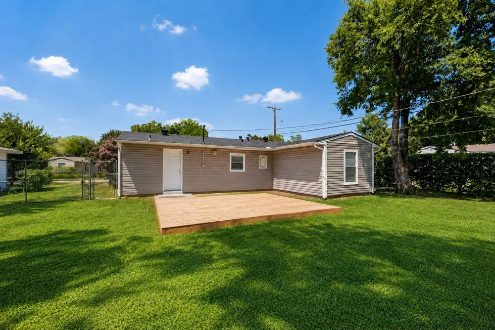 1318 Raines Street Arlington, TX 76010