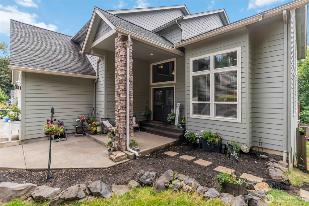 117 Alta Vista Longview, WA 98632