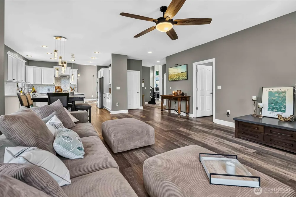 117 Alta Vista Longview, WA 98632
