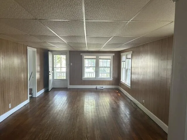 1925 Valley Street Muskegon City, MI 49442