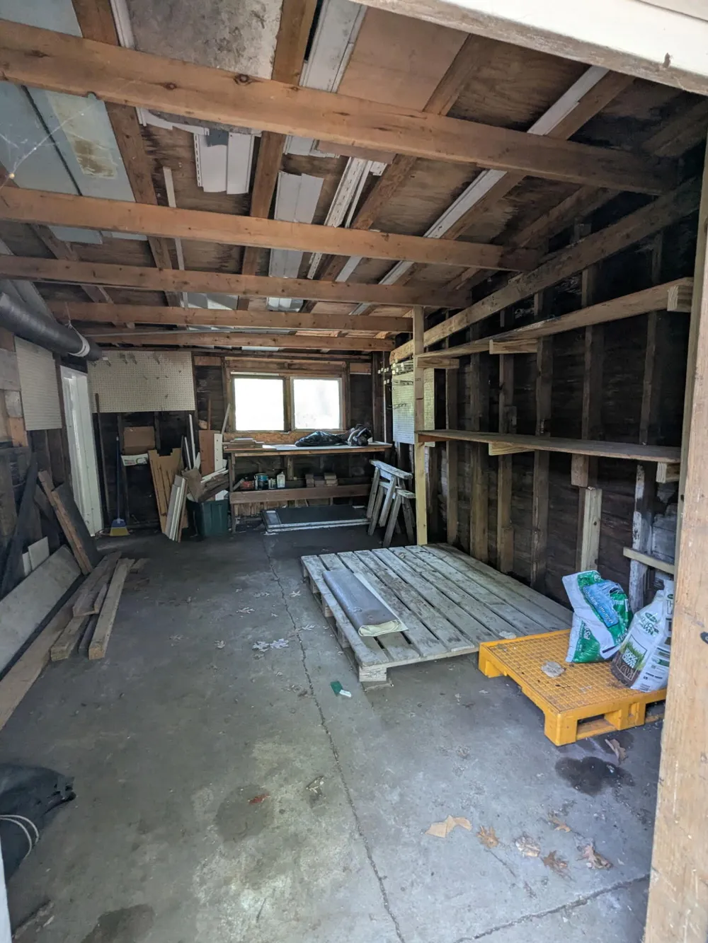 1925 Valley Street Muskegon City, MI 49442