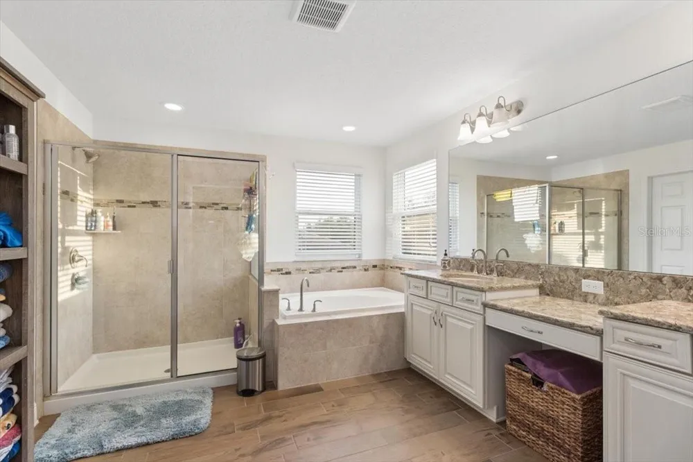 19129 LONG LAKE RANCH BOULEVARD Lutz, FL 33558