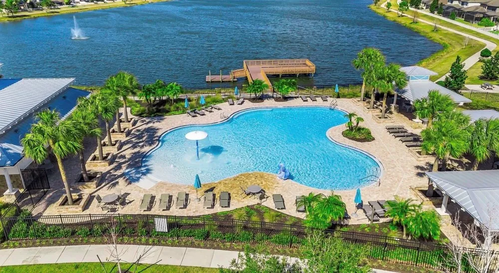 19129 LONG LAKE RANCH BOULEVARD Lutz, FL 33558