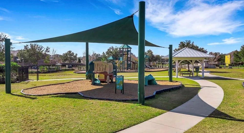19129 LONG LAKE RANCH BOULEVARD Lutz, FL 33558