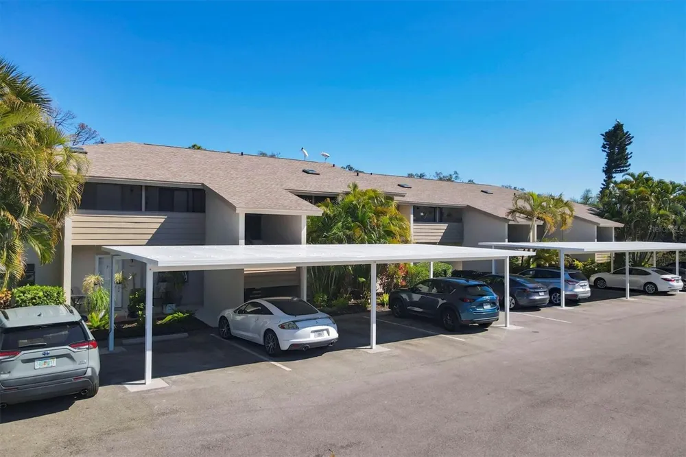 3363 CROSS CREEK DRIVE #3363 Sarasota, FL 34231