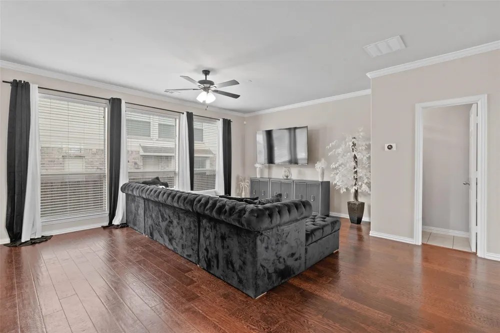 2700 Club Ridge Drive #17 Lewisville, TX 75067