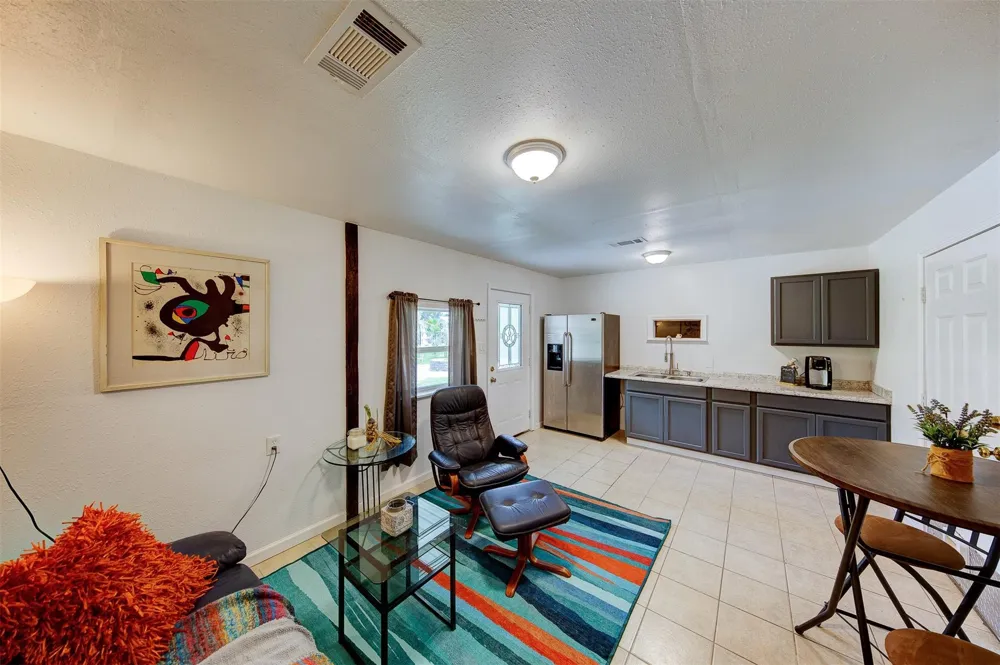 9520 El Chaco Drive Baytown, TX 77521