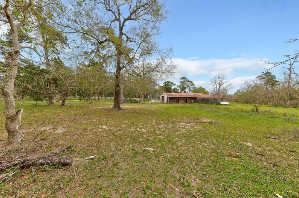 9520 El Chaco Drive Baytown, TX 77521