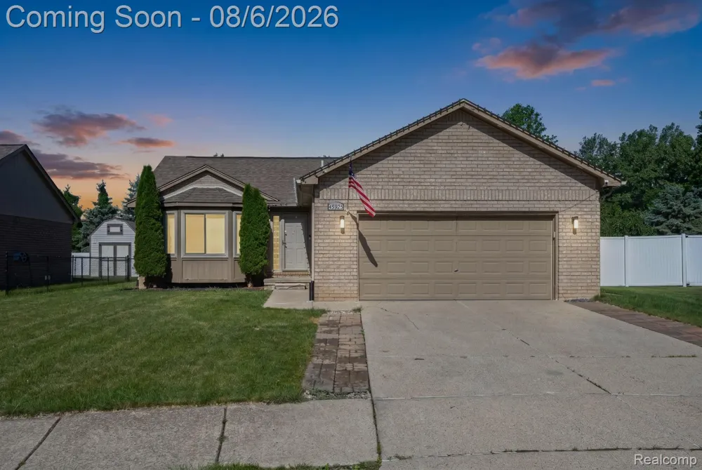 45925 Ashwood Lane Macomb Township, MI 48044