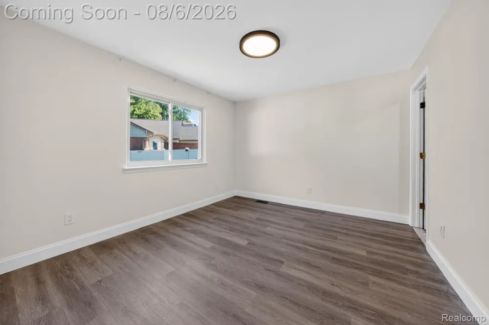 45925 Ashwood Lane Macomb Township, MI 48044