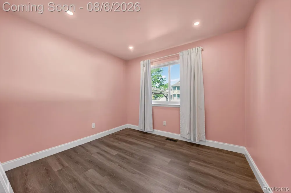 45925 Ashwood Lane Macomb Township, MI 48044