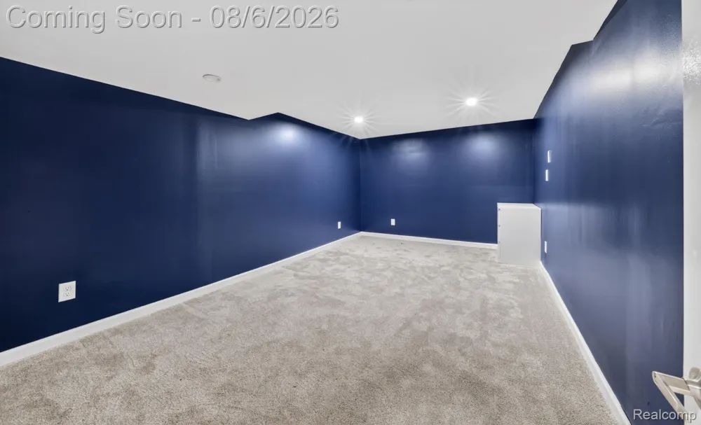 45925 Ashwood Lane Macomb Township, MI 48044