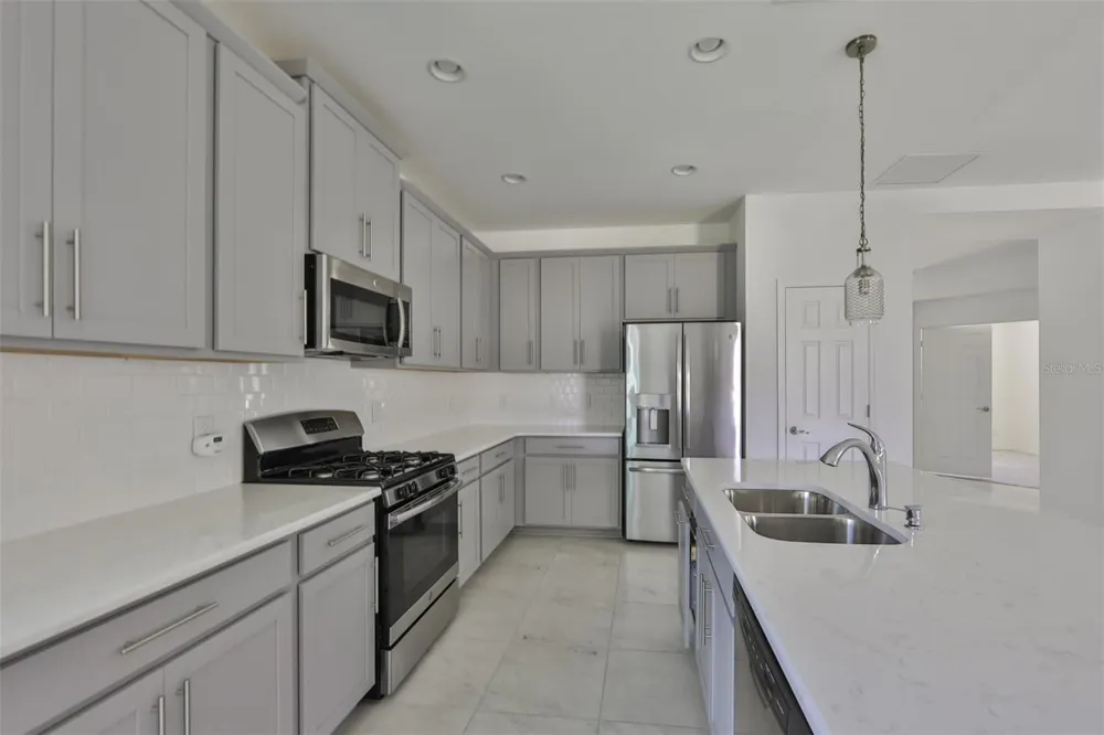 3044 ABRAMS TRAIL Odessa, FL 33556