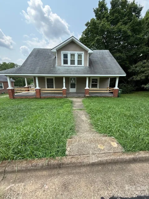 9 Fowler Avenue