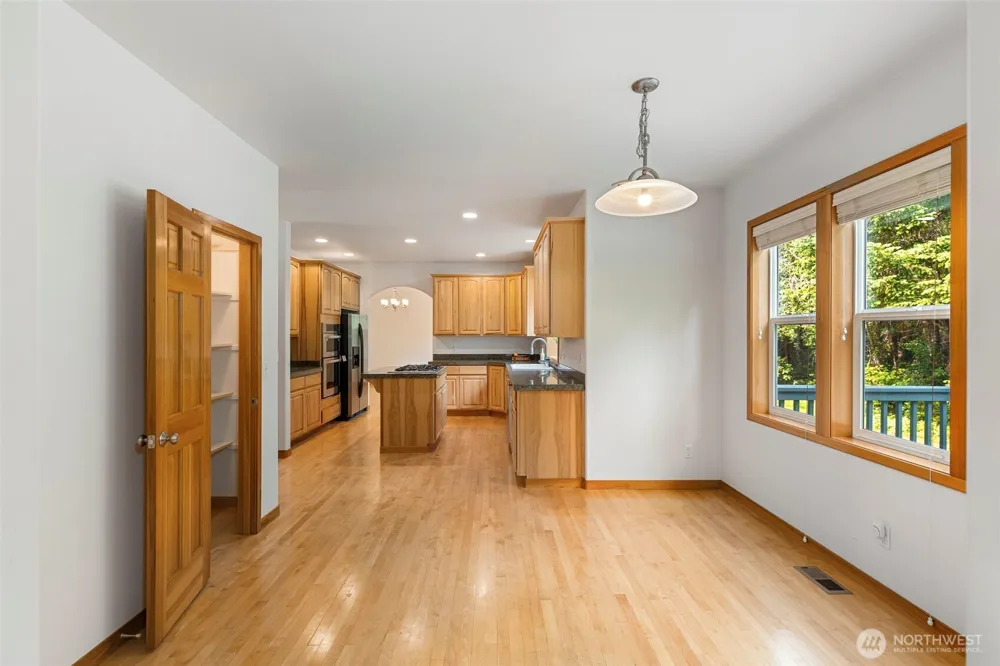 19144 Clear Creek Road NW Poulsbo, WA 98370