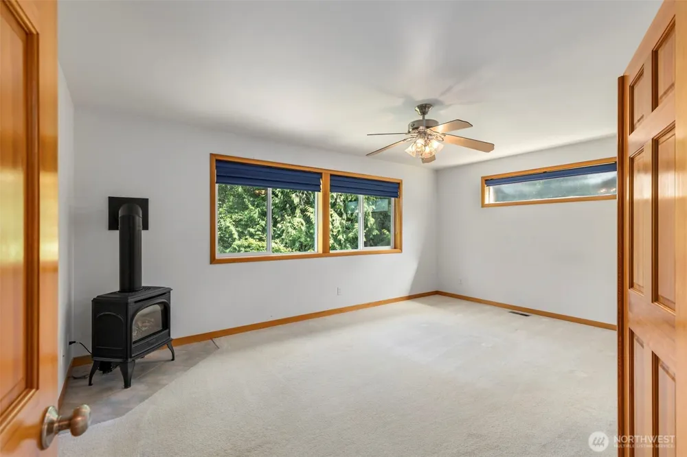 19144 Clear Creek Road NW Poulsbo, WA 98370