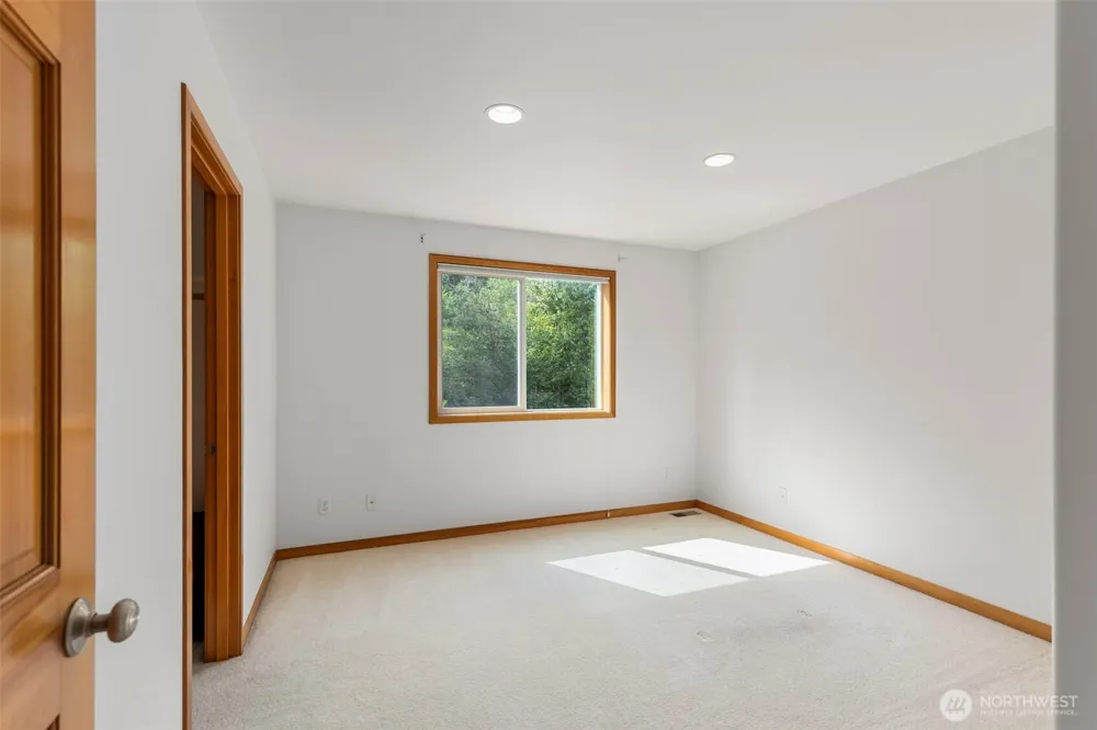 19144 Clear Creek Road NW Poulsbo, WA 98370