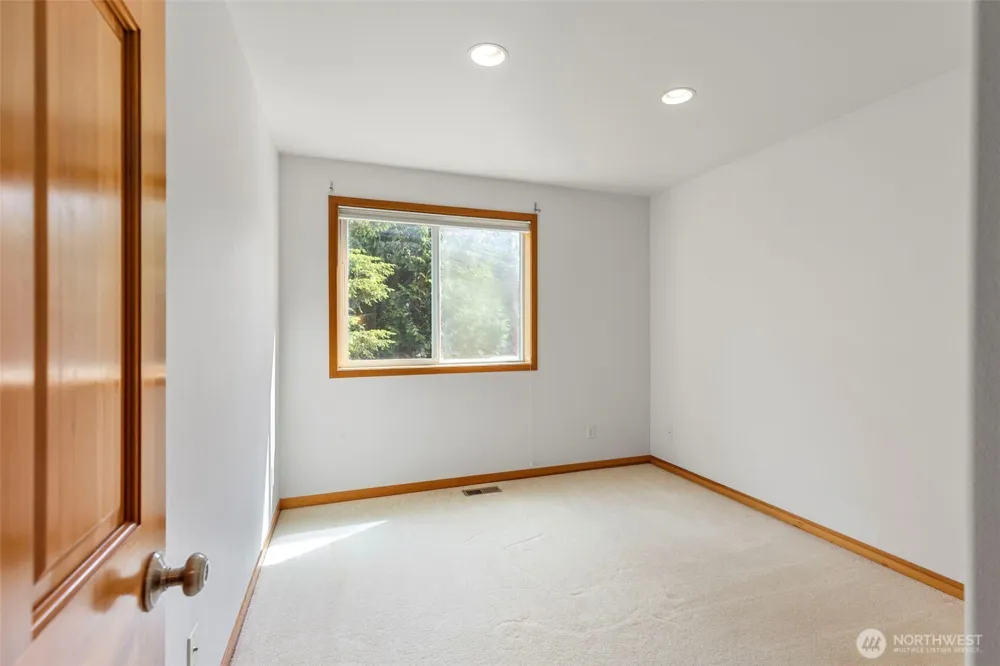 19144 Clear Creek Road NW Poulsbo, WA 98370