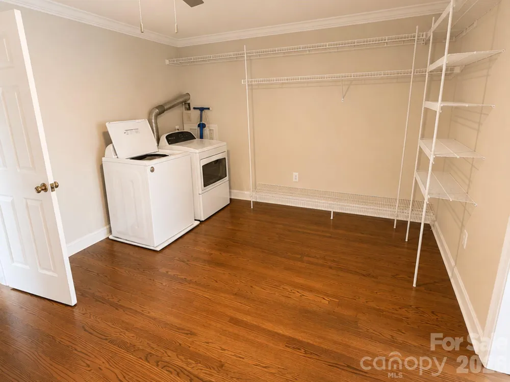 4215 3rd Street NW Hickory, NC 28601