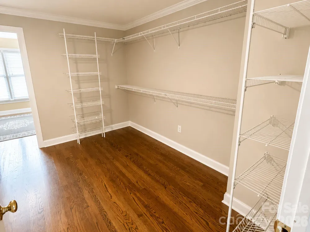 4215 3rd Street NW Hickory, NC 28601