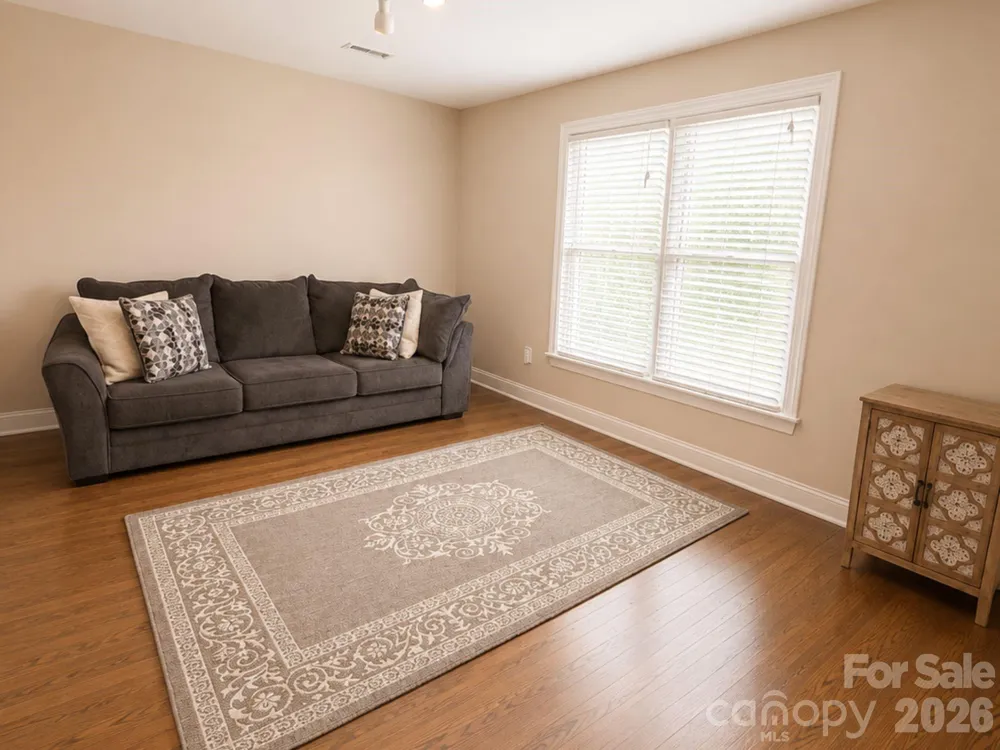 4215 3rd Street NW Hickory, NC 28601