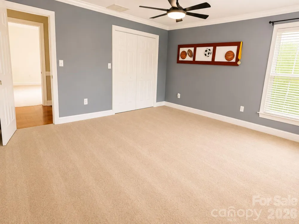 4215 3rd Street NW Hickory, NC 28601