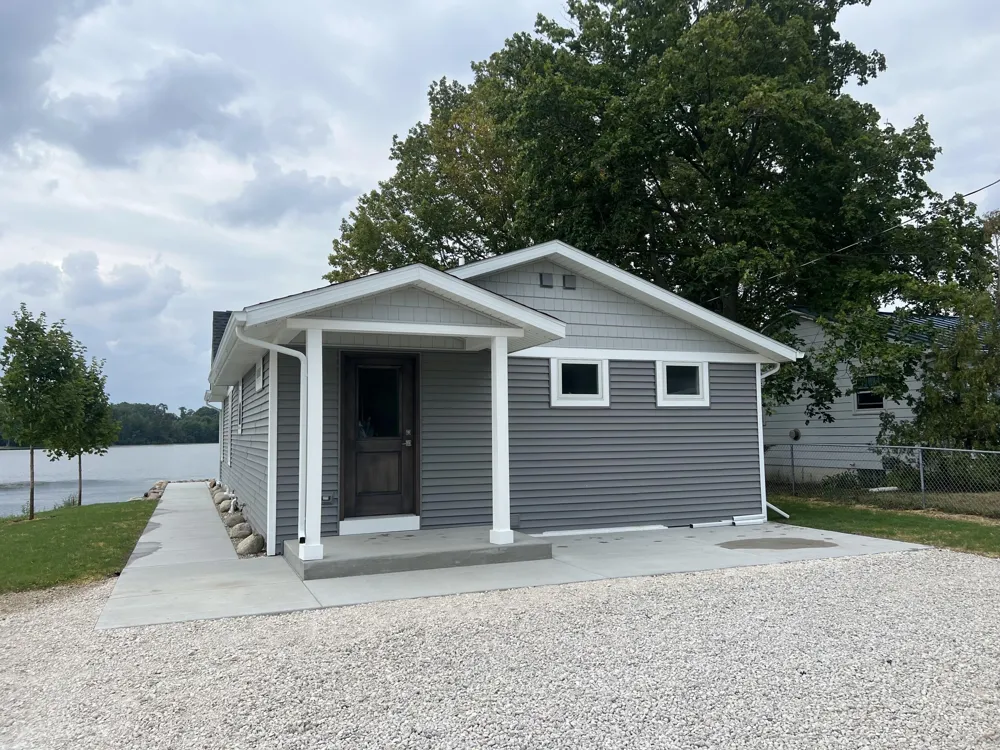 52070 Lake Avenue Three Rivers, MI 49093