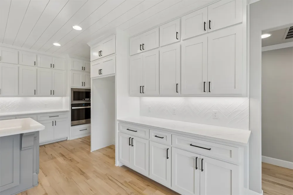 214 E 164th Place S Glenpool, OK 74033