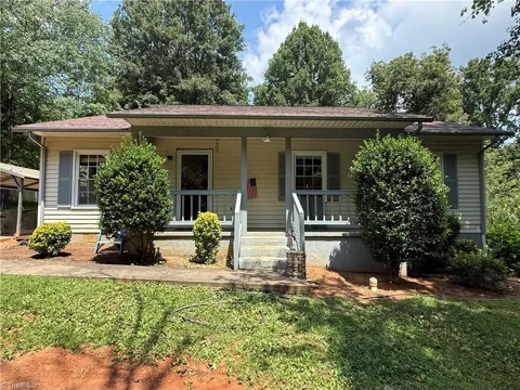 717 Edgewood Road