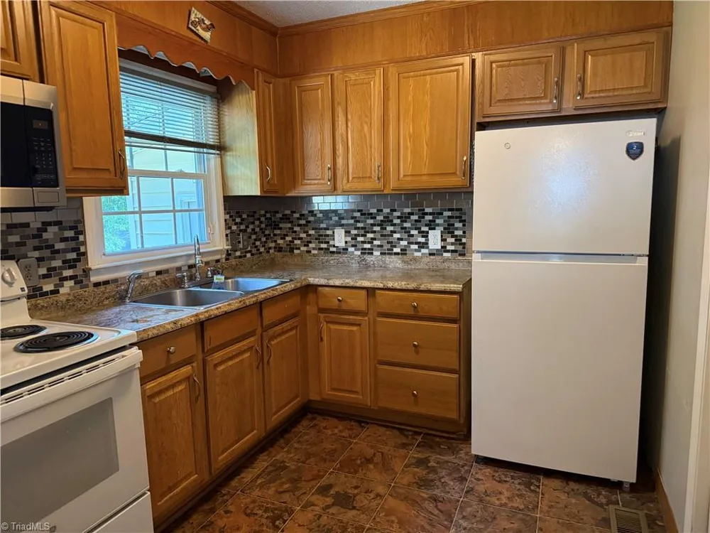 717 Edgewood Road Wilkesboro, NC 28697