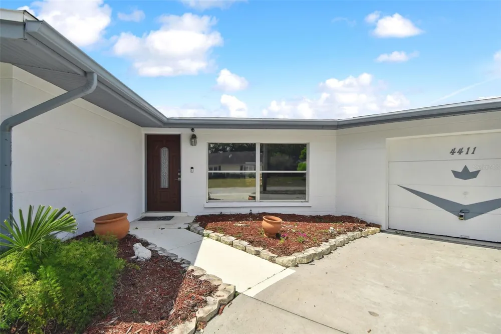 4411 3RD AVENUE E Bradenton, FL 34208
