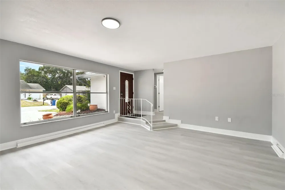 4411 3RD AVENUE E Bradenton, FL 34208