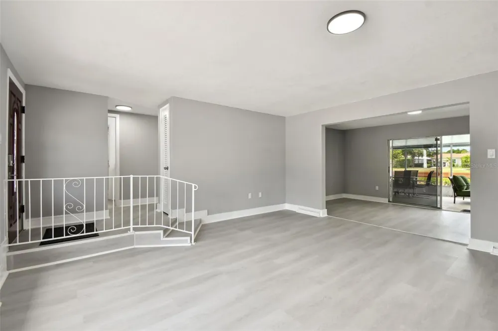 4411 3RD AVENUE E Bradenton, FL 34208