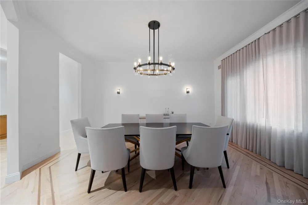 16 S De Baun Avenue Airmont, NY 10901