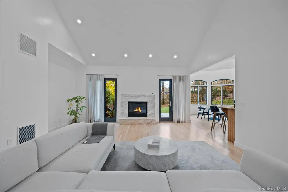 16 S De Baun Avenue Airmont, NY 10901