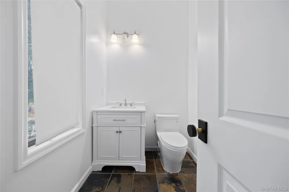 16 S De Baun Avenue Airmont, NY 10901