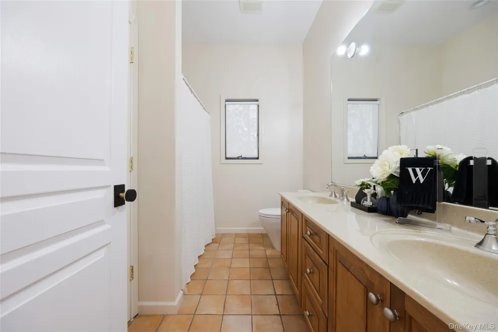 16 S De Baun Avenue Airmont, NY 10901