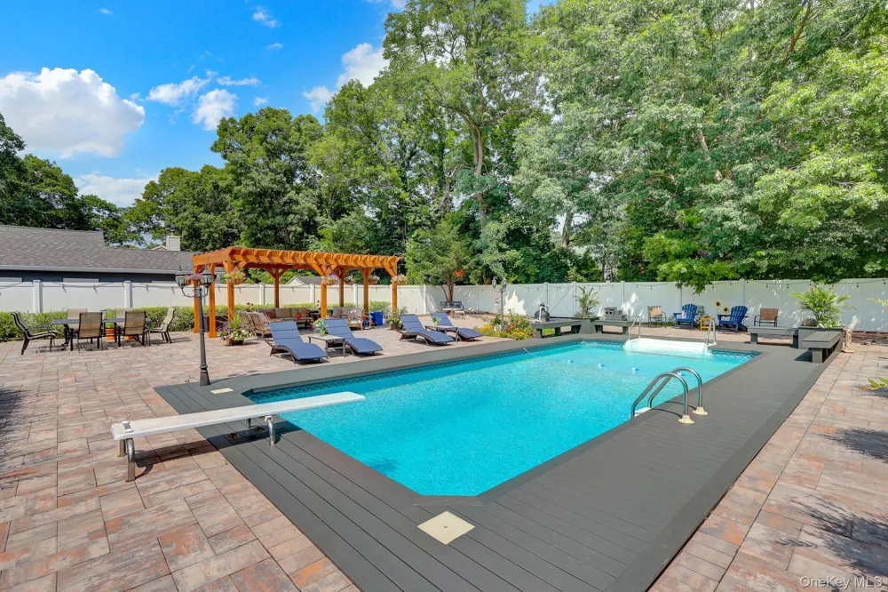 21 Morris Avenue Patchogue, NY 11772